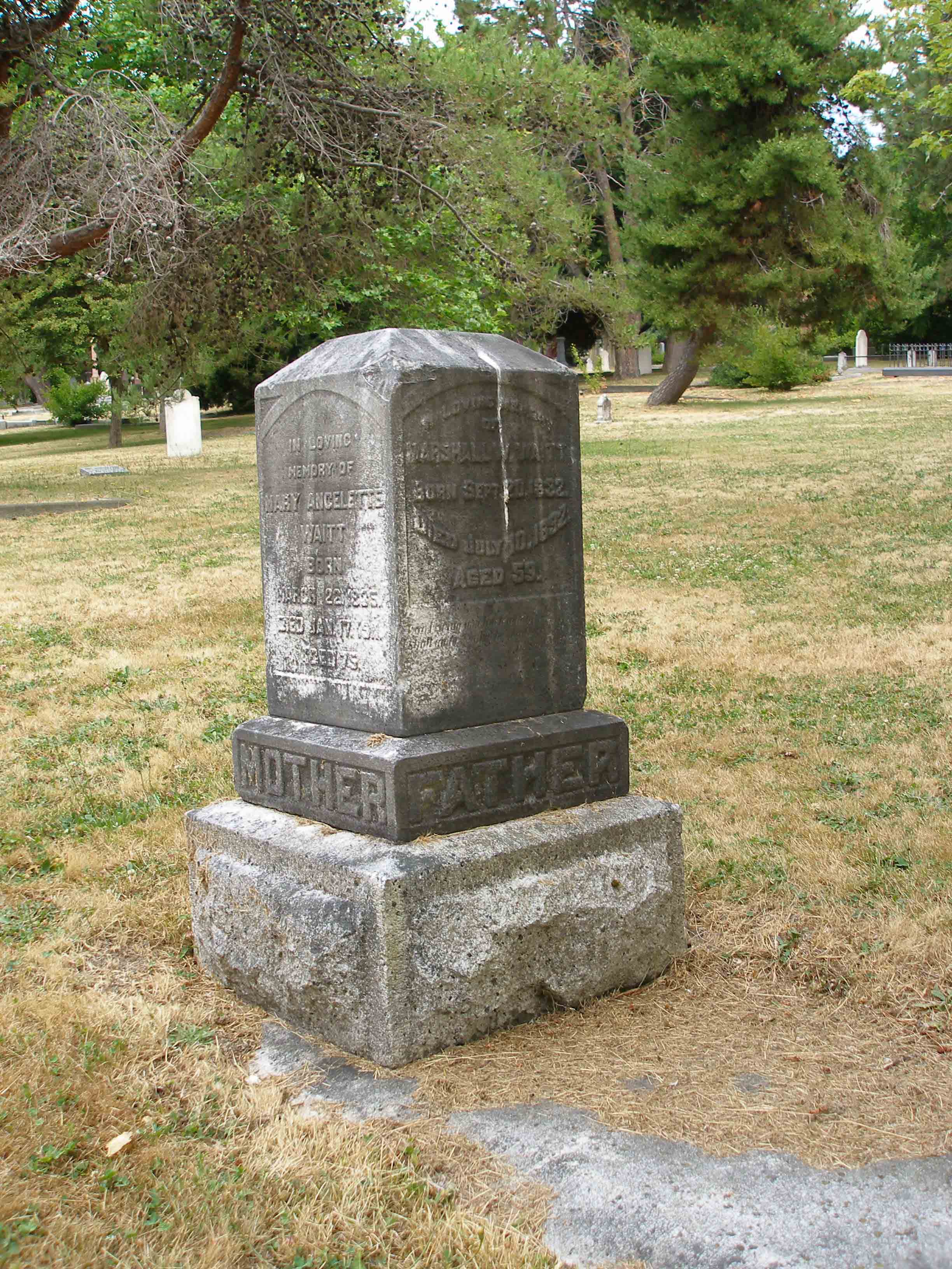 Marshall Waitt tomb stone